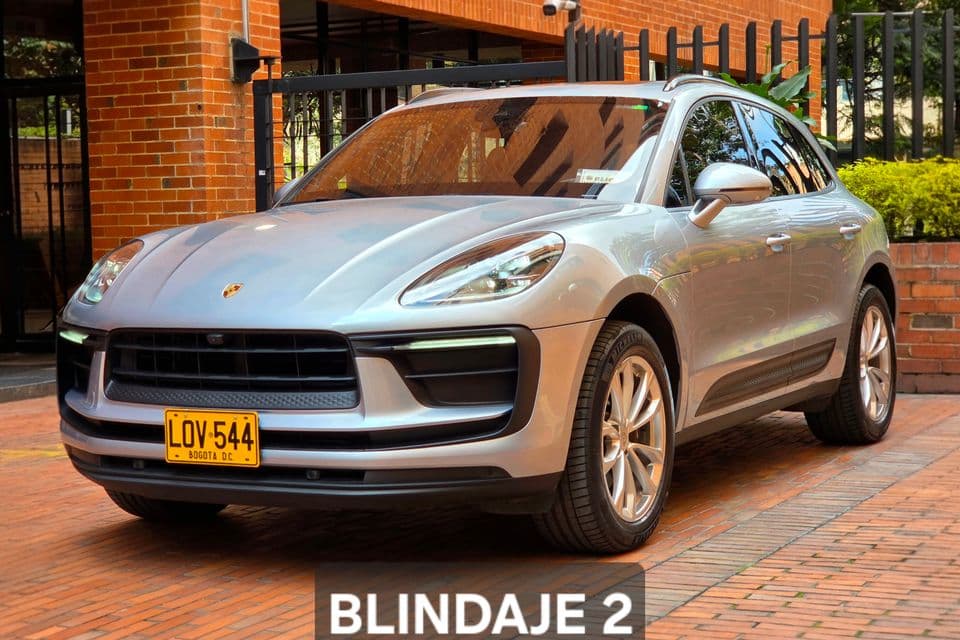 Porsche MACAN 2023