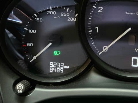Porsche MACAN 2023 usado tablero instrumentos color negro vista frontal