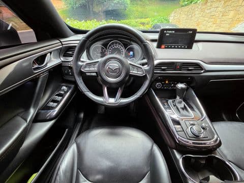 Mazda CX-9 2017 usado interior dashboard volante negro vista frontal