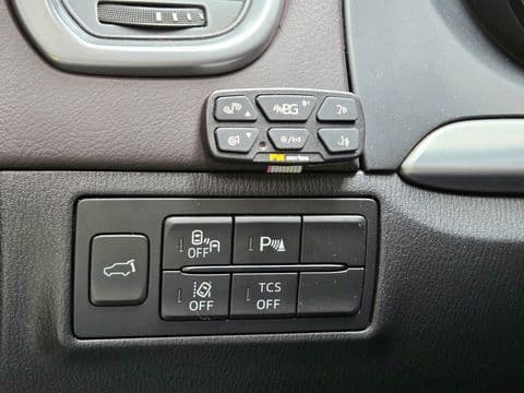 Mazda CX-9 2017 usado botones control interior tablero gris oscuro vista detalle
