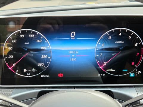 Mercedes-Benz CLE 300 4MATIC 2027 usado, interior tablero digital pantalla tacómetro velocímetro